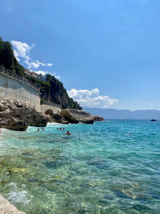 Отель Vila Arlind Влёра Экстерьер фото